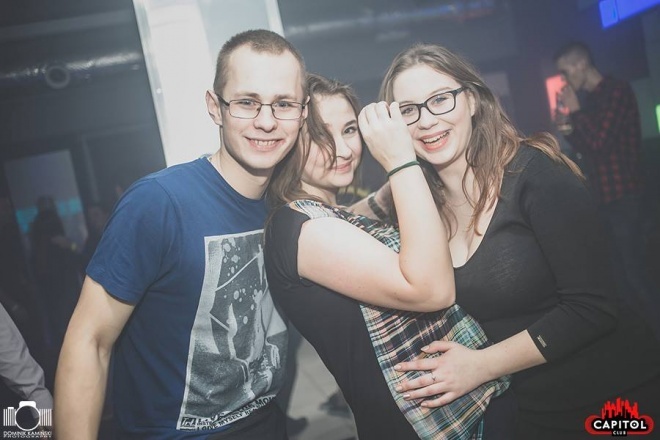 Noc Wariatów z Niną Suerte w Clubie Capitol Sypniewo [13.12.2015] - zdjęcie #56 - eOstroleka.pl