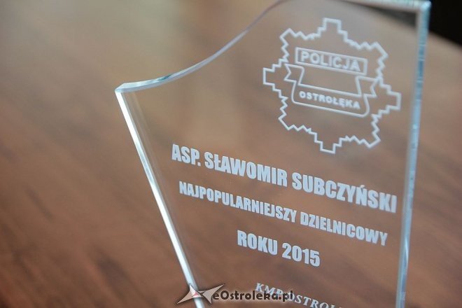 Asp. Sławomir Subczyński „Najpopularniejszym Dzielnicowym Roku” [14.12.2015] - zdjęcie #1 - eOstroleka.pl