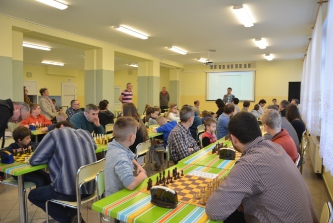 II Powiatowy Turniej Szachowy „SZACH – MAT w Goworowie [13.12.2015] - zdjęcie #10 - eOstroleka.pl