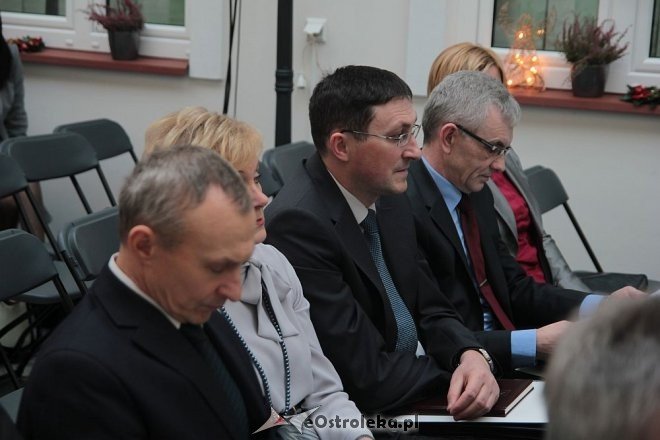Budżet powiatu ostrołęckiego uchwalony. Radni byli jednogłośni [22.12.2015] - zdjęcie #8 - eOstroleka.pl