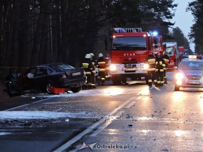 Śmiertelny Wypadek w Czarnowie [25.12.2015] - zdjęcie #5 - eOstroleka.pl