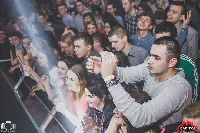 Mega gwiazdy disco polo w Clubie Capitol Sypniewo [27.12.2015] - zdjęcie #15 - eOstroleka.pl