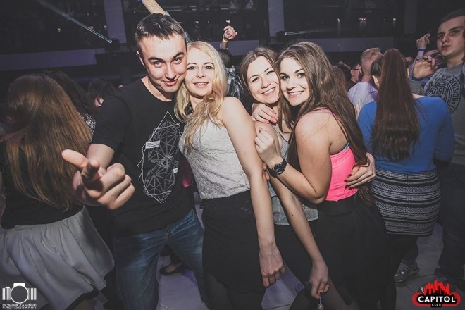 Mega gwiazdy disco polo w Clubie Capitol Sypniewo [27.12.2015] - zdjęcie #40 - eOstroleka.pl