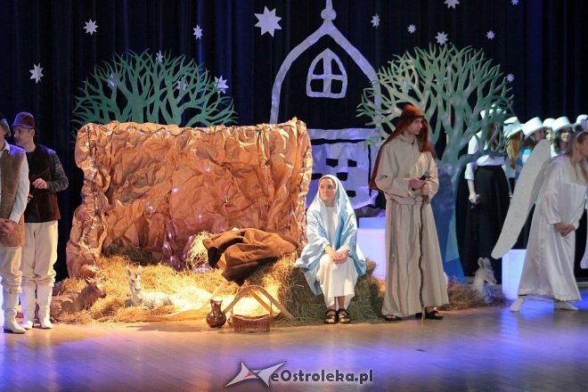 Bożonarodzeniowe jasełka w wykonaniu rodziców dzieci z „Krainy Misiów” [08.01.2016] - zdjęcie #85 - eOstroleka.pl