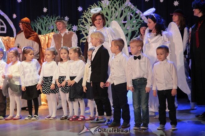 Bożonarodzeniowe jasełka w wykonaniu rodziców dzieci z „Krainy Misiów” [08.01.2016] - zdjęcie #113 - eOstroleka.pl