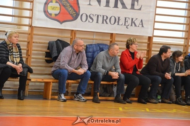 Nike Ostrołęka - Perła Złotokłos [09.01.2015] - zdjęcie #15 - eOstroleka.pl