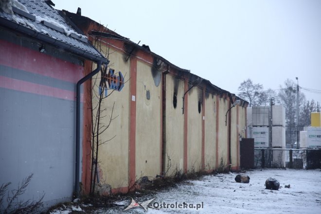 Disco Club w Myszyńcu spłonął doszczętnie. Policja bada wątek podpalenia [13.01.2016] - zdjęcie #8 - eOstroleka.pl