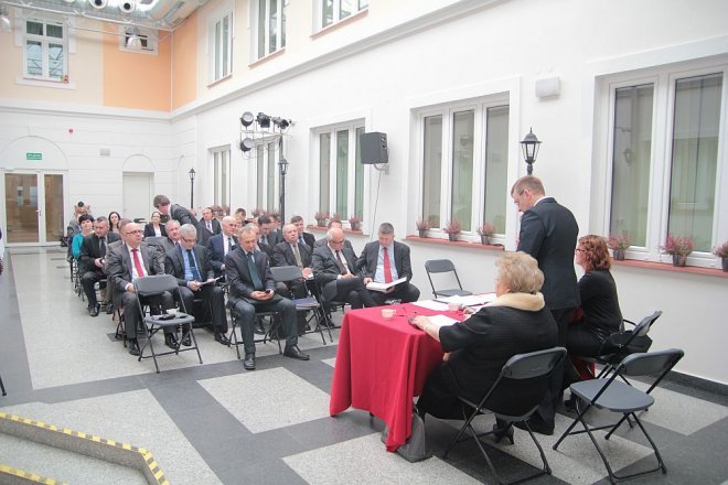 XVIII sesja Rady Powiatu w Ostrołęce [18.03.2016] - zdjęcie #17 - eOstroleka.pl