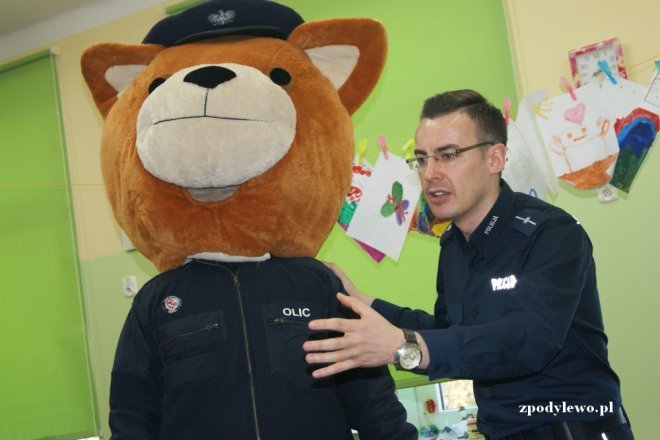 Komisarz Kurpik w Przedszkolu Samorządowym w Dylewie [31.03.2016] - zdjęcie #33 - eOstroleka.pl