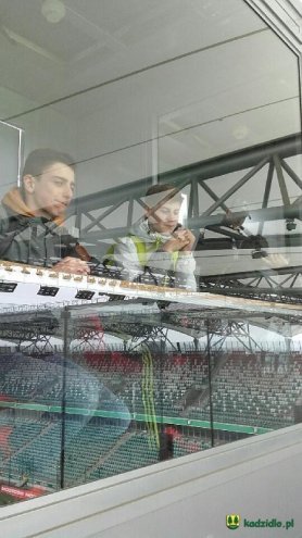 Uczniowie z Kadzidła na stadionie Legii Warszawa [15.04.2016] - zdjęcie #6 - eOstroleka.pl