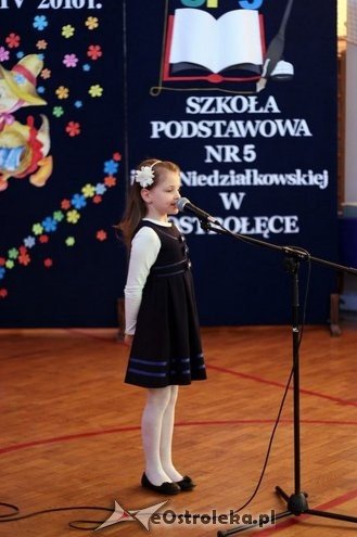 XIX Międzyszkolny Konkurs Recytatorski „Promyk Poezji” [26.04.2016] - zdjęcie #5 - eOstroleka.pl