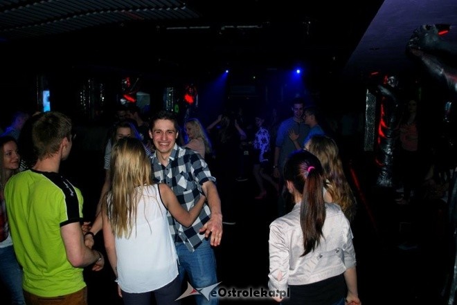Back in Time w Pulse Club - DJ LACROS i SENSATION WHITE [22.04.2016] - zdjęcie #36 - eOstroleka.pl