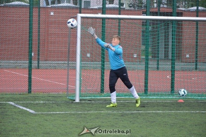 Warsztaty z Akademią Bramkarzy Goalkeeper [14.05.2016] - zdjęcie #25 - eOstroleka.pl