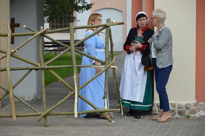 Inscenizacja obrony klasztoru w Ostrołęce [21.05.2016] - zdjęcie #6 - eOstroleka.pl