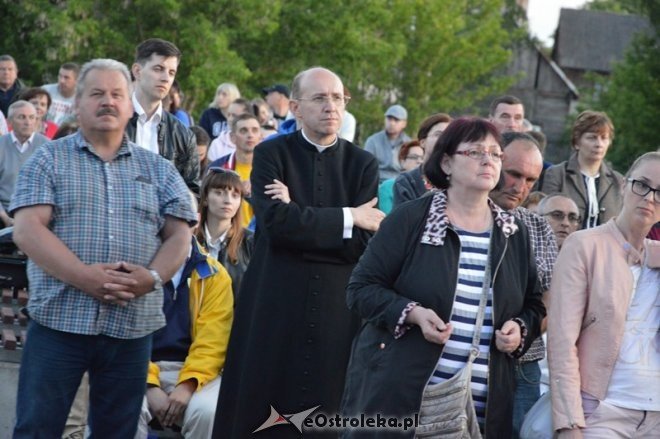Koncert Uwielbienia w Myszyńcu [26.05.2016] - zdjęcie #11 - eOstroleka.pl