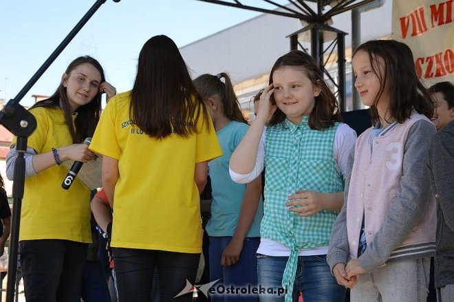 VIII Miejski Dzień Szkoły Bez Przemocy pod hasłem „Uderz mnie... uśmiechem” [09.0.2016] - zdjęcie #48 - eOstroleka.pl