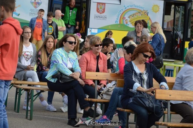 Festyn szkolny ZS nr 5 w Ostrołęce [11.06.2016] - zdjęcie #36 - eOstroleka.pl