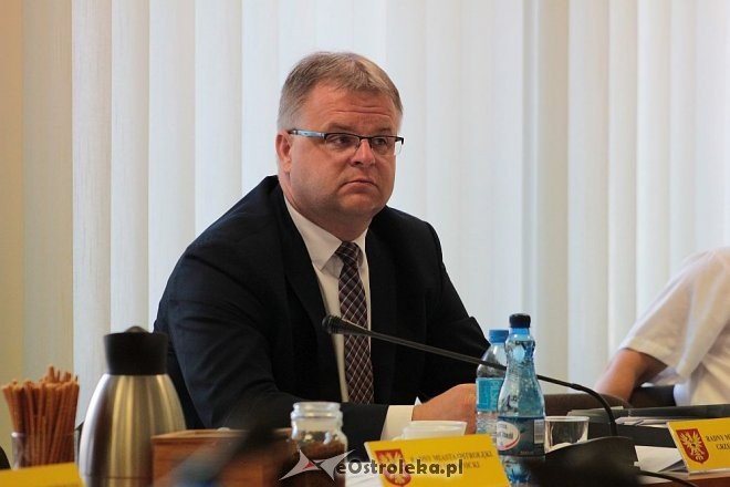 Prezydent Kotowski z absolutorium za ubiegły rok [23.06.2016] - zdjęcie #16 - eOstroleka.pl