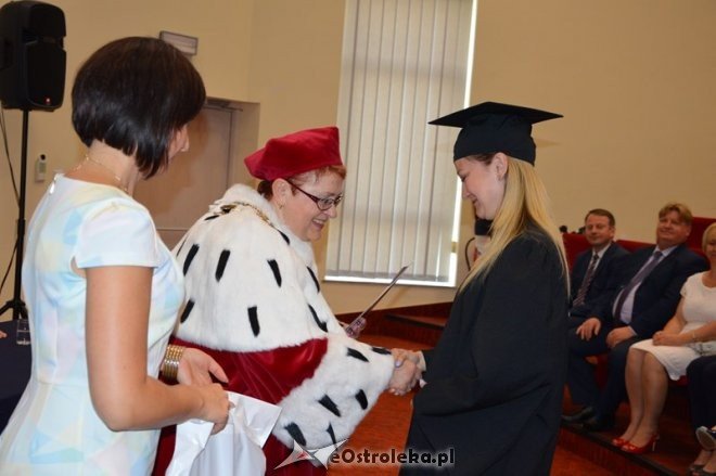 Wręczenie dyplomów absolwentom WSAP Ostrołęka [01.07.2016] - zdjęcie #30 - eOstroleka.pl