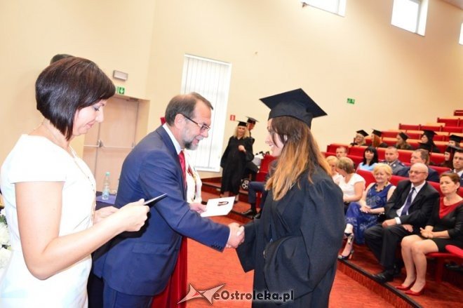Wręczenie dyplomów absolwentom WSAP Ostrołęka [01.07.2016] - zdjęcie #45 - eOstroleka.pl