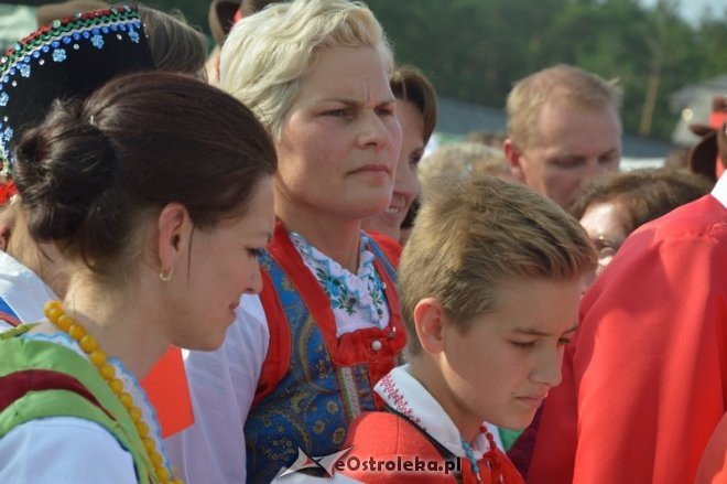 Światowy Zlot Młodzieży Kurpiowskiej - rekord Guinnessa [24.07.2016] - zdjęcie #43 - eOstroleka.pl