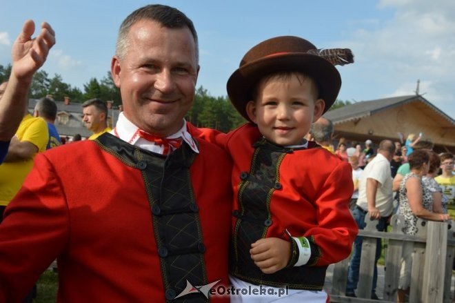 Światowy Zlot Młodzieży Kurpiowskiej - rekord Guinnessa [24.07.2016] - zdjęcie #78 - eOstroleka.pl