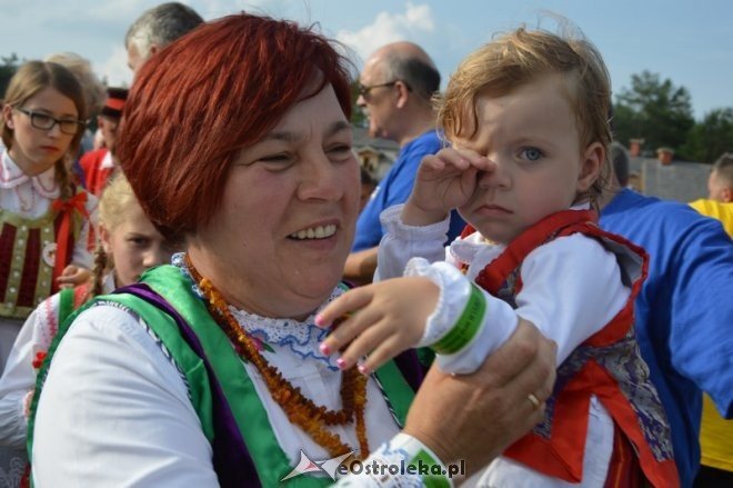 Światowy Zlot Młodzieży Kurpiowskiej - rekord Guinnessa [24.07.2016] - zdjęcie #79 - eOstroleka.pl
