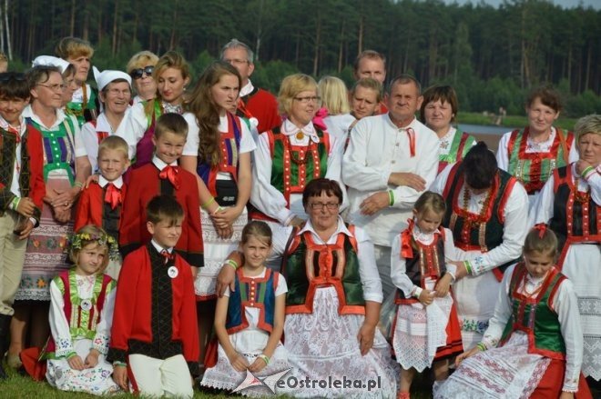 Światowy Zlot Młodzieży Kurpiowskiej - rekord Guinnessa [24.07.2016] - zdjęcie #97 - eOstroleka.pl