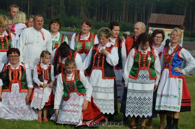 Światowy Zlot Młodzieży Kurpiowskiej - rekord Guinnessa [24.07.2016] - zdjęcie #98 - eOstroleka.pl