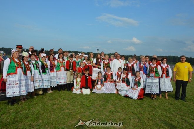 Światowy Zlot Młodzieży Kurpiowskiej - rekord Guinnessa [24.07.2016] - zdjęcie #99 - eOstroleka.pl