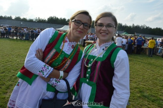 Światowy Zlot Młodzieży Kurpiowskiej - rekord Guinnessa [24.07.2016] - zdjęcie #100 - eOstroleka.pl