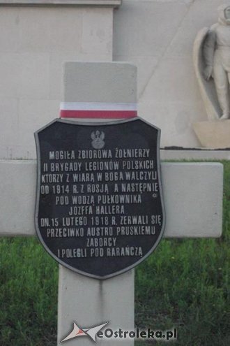 Funkcjonariusze z ZK w Przytułach Starych pojechali motocyklami na Cmentarz Orląt Lwowskich [27.06.2016] - zdjęcie #2 - eOstroleka.pl