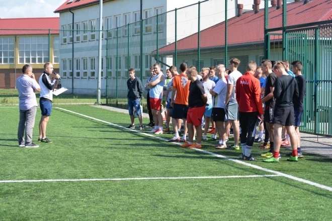 Turniej piłkarski o puchar wójta gminy Łyse [07.08.2016] - zdjęcie #1 - eOstroleka.pl