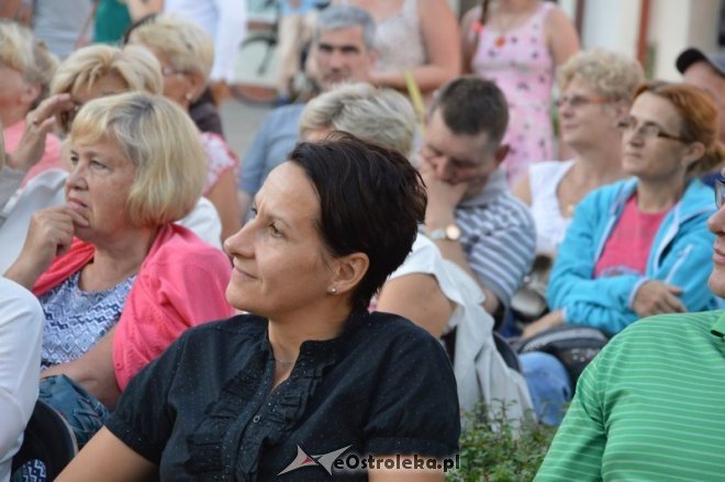 Art Czwartek - koncert aktorek z Komediowej Sceny Dwójki [25.08.2016] - zdjęcie #15 - eOstroleka.pl