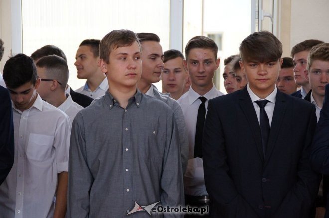 Rozpoczęcie roku szkolnego w ostrołęckich szkołach [01.09.2016] - zdjęcie #13 - eOstroleka.pl