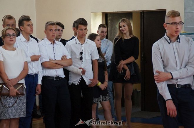 Rozpoczęcie roku szkolnego w ostrołęckich szkołach [01.09.2016] - zdjęcie #26 - eOstroleka.pl