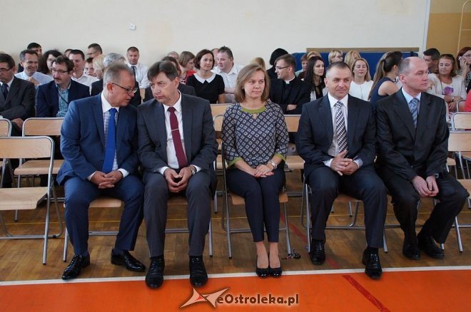 Rozpoczęcie roku szkolnego w ostrołęckich szkołach [01.09.2016] - zdjęcie #31 - eOstroleka.pl