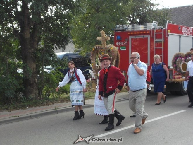 Dożynki Diecezji Łomżyńskiej w Kobylinie - zdjęcie #28 - eOstroleka.pl