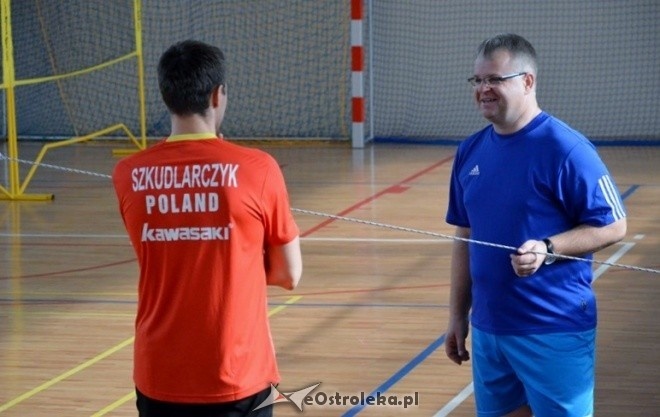 Trening badmintona z Wojciechem Szkudlarczykiem [08.10.2016] - zdjęcie #2 - eOstroleka.pl