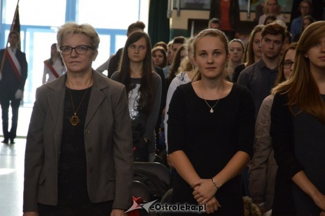 Dzień Edukacji Narodowej w II LO w Ostrołęce [13.10.2016] - zdjęcie #15 - eOstroleka.pl