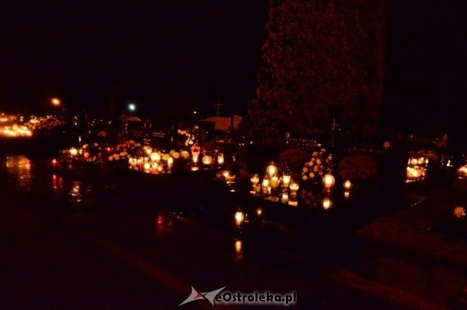 Wszystkich Świętych: Cmentarz nocą [01.11.2016] - zdjęcie #13 - eOstroleka.pl