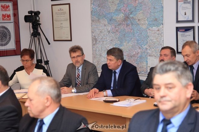 Sesja Rady Powiatu zakończona odbiorem inwestycji drogowej [10.11.2016] - zdjęcie #14 - eOstroleka.pl