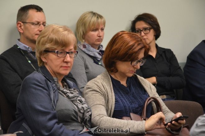 Nadzwyczajna sesja Rady Miasta Ostrołęki [15.11.2016] - zdjęcie #24 - eOstroleka.pl