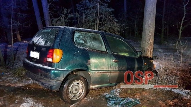 Wypadek w Piątkowiźnie: Ranny został kierowca vw [ZDJĘCIA] - zdjęcie #3 - eOstroleka.pl