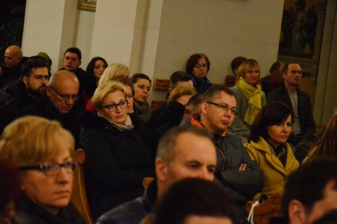 Wieczór skupienia w Ostrołęce [19.11.2016] - zdjęcie #11 - eOstroleka.pl