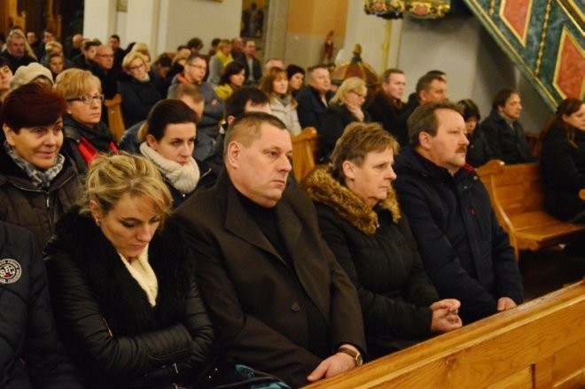 Wieczór skupienia w Ostrołęce [19.11.2016] - zdjęcie #20 - eOstroleka.pl