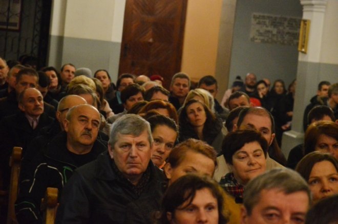 Wieczór skupienia w Ostrołęce [19.11.2016] - zdjęcie #26 - eOstroleka.pl