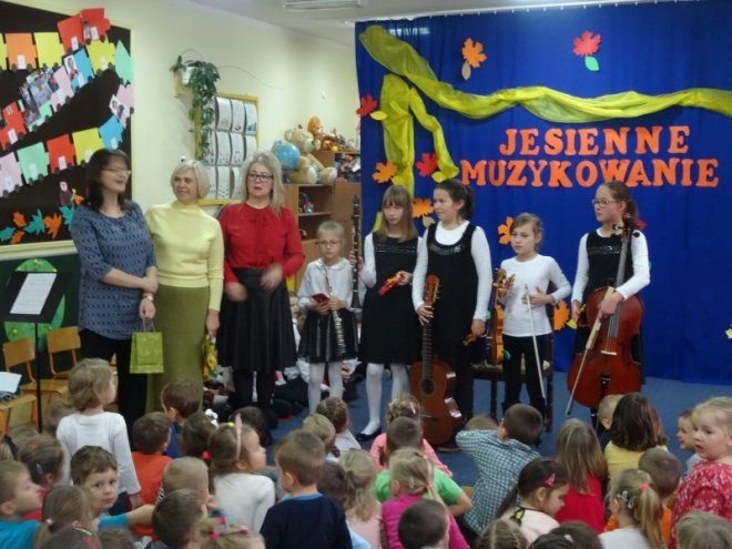 Jesienne muzykowanie w Krainie Misiów [29.11.2016] - zdjęcie #17 - eOstroleka.pl