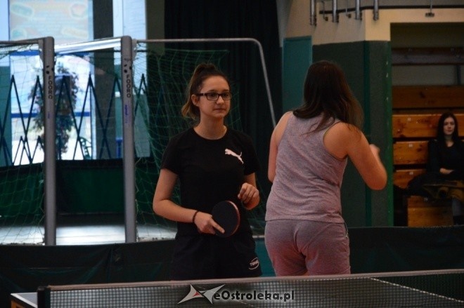 Mistrzostwa Ostrołęki szkół średnich w tenisie stołowym kobiet [01.12.2016] - zdjęcie #3 - eOstroleka.pl