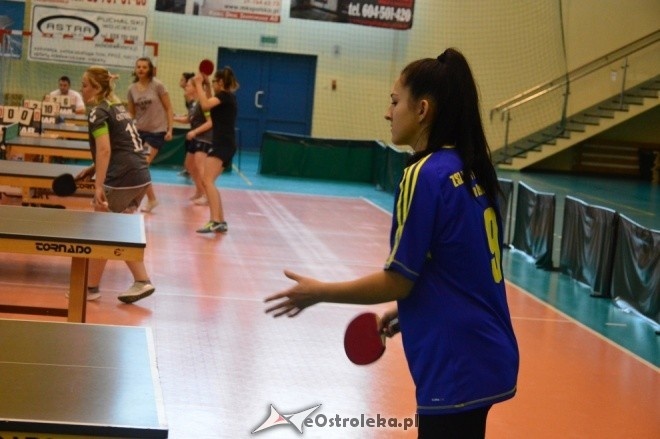 Mistrzostwa Ostrołęki szkół średnich w tenisie stołowym kobiet [01.12.2016] - zdjęcie #10 - eOstroleka.pl